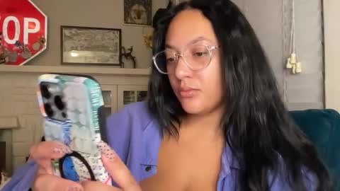 RIRI OR DREAMY online show from 01.14.26