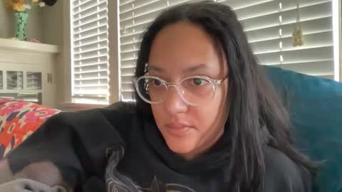 RIRI OR DREAMY online show from 03.29.26