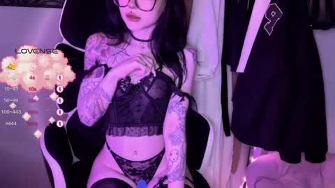 Tara  Sonny online show from 10.21.25