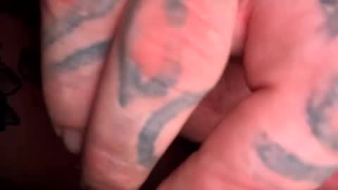 Snapshot of drippinggenie chatting on 01.03.25 drippinggenie online show from 01.03.25