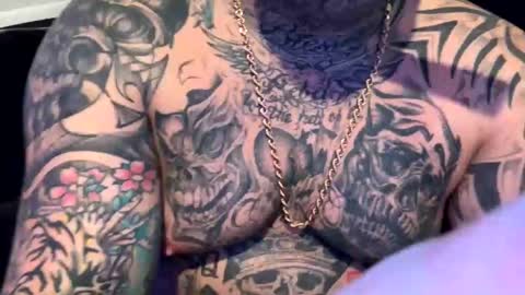 Snapshot of drippinggenie chatting on 02.21.25 drippinggenie online show from 02.21.25