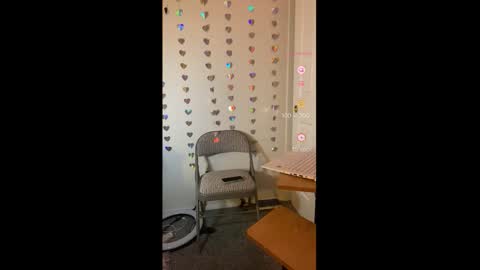 Snapshot of drippykitty888 chatting on 12.14.25 Drippy kitty online show from 12.14.25