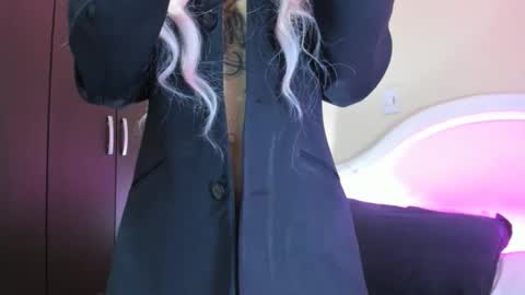 drippyorlove online show from 02.07.25