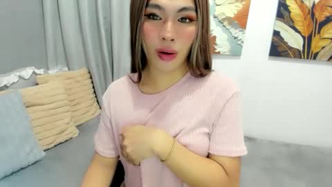 Snapshot of dripqueenxoxo chatting on 05.23.26 miss. Erika online show from 05.23.26