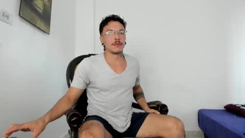 Snapshot of drizsx chatting on 01.15.25 drizsx online show from 01.15.25