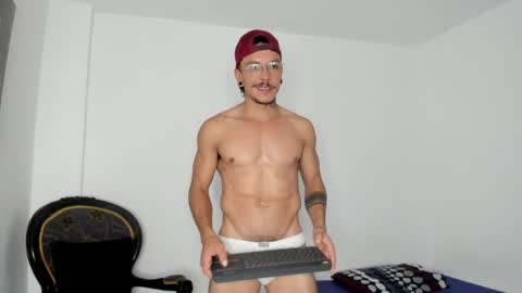 Snapshot of drizsx chatting on 01.24.25 drizsx online show from 01.24.25