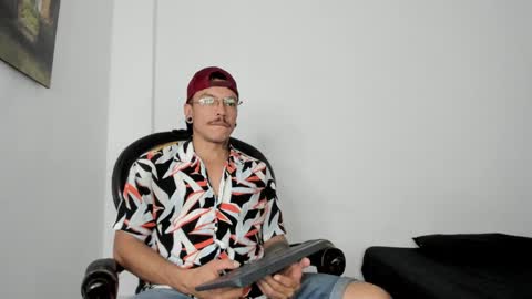 Snapshot of drizsx chatting on 01.27.25 drizsx online show from 01.27.25