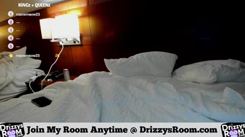 Snapshot of drizzys_room chatting on 12.07.24 DirtyDrizzy online show from 12.07.24