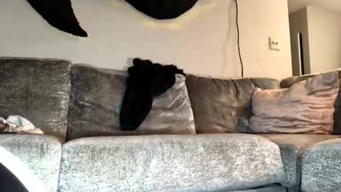 2xTheTrouble online show from 11.24.25