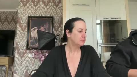 Dr. Resa online show from 02.25.25
