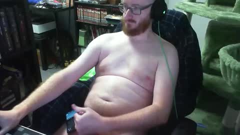 Snapshot of drystan chatting on 12.04.25 FoxBoyKit online show from 12.04.25