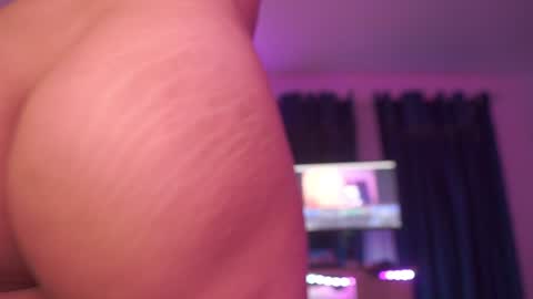 Snapshot of dsexiestqueen chatting on 12.05.24 Trixy  Latex Doll online show from 12.05.24