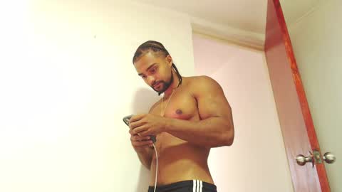 Snapshot of dualdoflow chatting on 03.11.25 S.K..maorisa98 VIDEOS SEXHARD PPBOY 55TASTEPROTEIN online show from 03.11.25