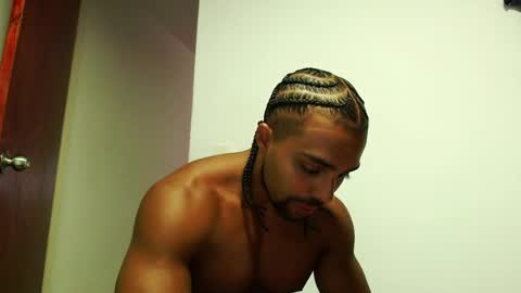 Snapshot of dualdoflow chatting on 10.16.25 S.K..maorisa98 VIDEOS SEXHARD PPBOY 55TASTEPROTEIN online show from 10.16.25