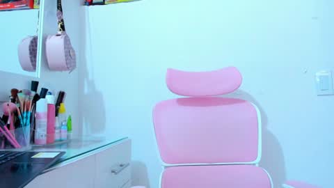 Dulce  online show from 01.13.25