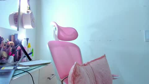 Dulce  online show from 01.16.25