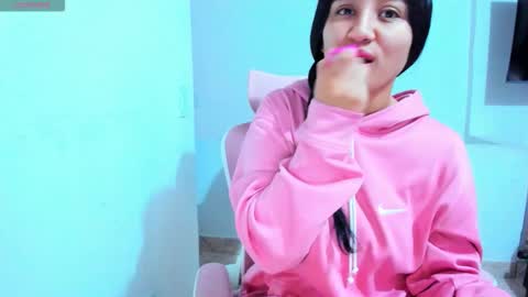 Dulce  online show from 09.18.25