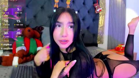 Dluce May online show from 11.22.25