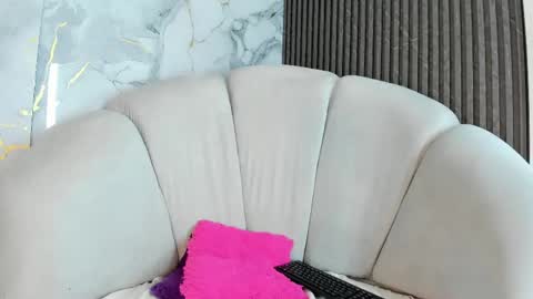 Dulce online show from 04.14.26