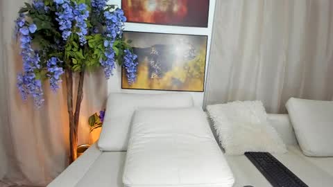 dulceyjohn online show from 02.23.25