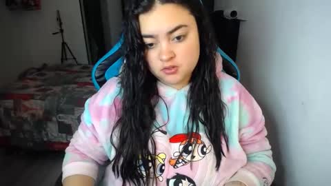 Nicole   online show from 09.09.25