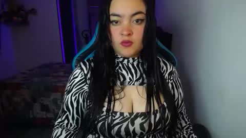 Nicole   online show from 09.22.25