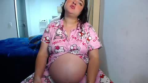Nicole   online show from 05.22.26