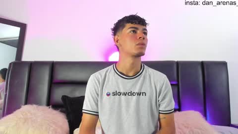 Thomas and Noah online show from 04.11.26