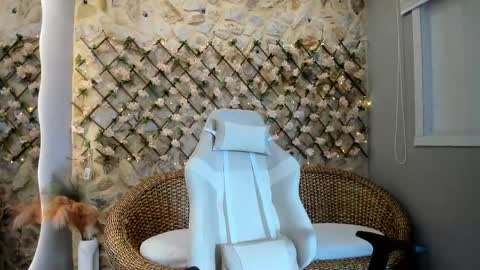 duskybeautyy online show from 12.17.25