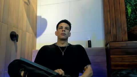 Snapshot of dustin_sonne chatting on 07.07.26 Dustin Sonne online show from 07.07.26