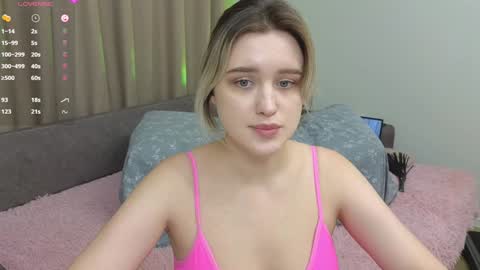 Dusya online show from 12.17.24
