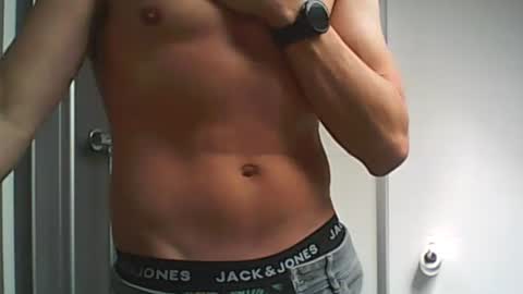 Tommy online show from 04.27.26