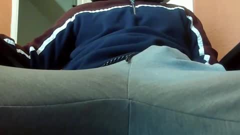 dweav240 online show from 02.26.25