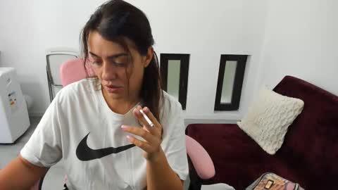 Snapshot of dyanakaylin chatting on 09.27.25 dayana online show from 09.27.25