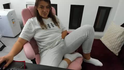 Snapshot of dyanakaylin chatting on 09.29.25 dayana online show from 09.29.25