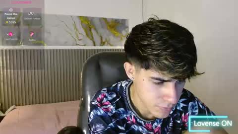 dyla_n18_ online show from 11.24.25