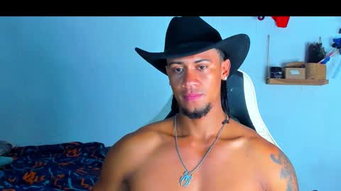 Snapshot of dylan_jake1 chatting on 12.22.25 Dylan online show from 12.22.25