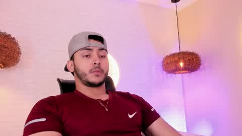 Snapshot of dylan_vega01 chatting on 04.14.26 dylan_vega01 online show from 04.14.26