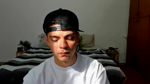 D Y L A N online show from 05.02.26