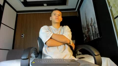 dylanroyce_ online show from 04.13.26