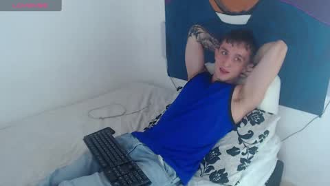 Snapshot of dylanwhite23 chatting on 01.05.25 ---DYLAN--- online show from 01.05.25