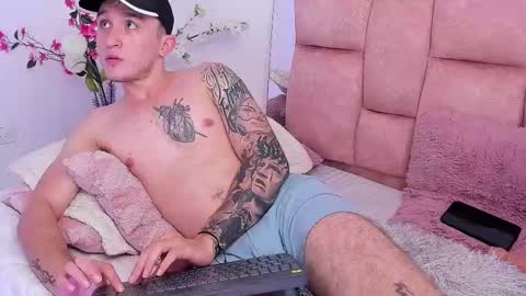 Snapshot of dylanwhite23 chatting on 02.23.25 ---DYLAN--- online show from 02.23.25