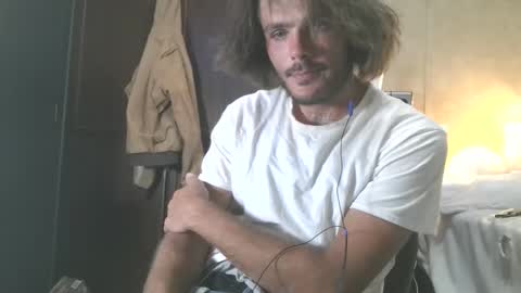 Snapshot of dylp400 chatting on 11.16.25 dylp400 online show from 11.16.25