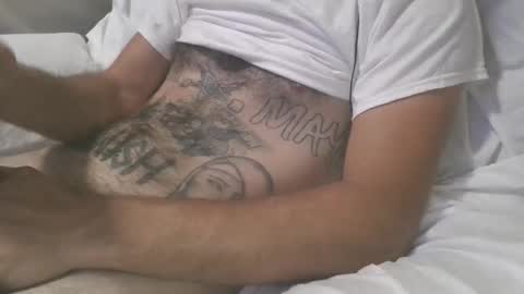 Snapshot of dylp400 chatting on 11.21.25 dylp400 online show from 11.21.25