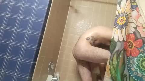 Snapshot of dylp400 chatting on 12.15.25 dylp400 online show from 12.15.25