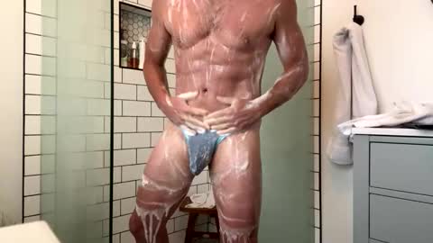 Snapshot of e3smith chatting on 01.06.26 e3smith online show from 01.06.26