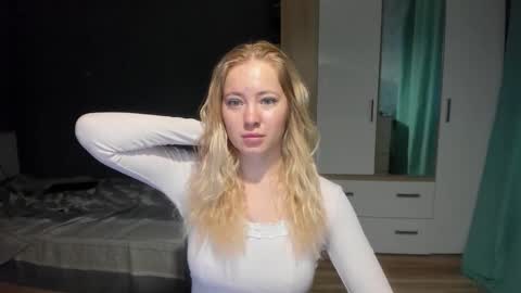 fansly - yourbestbaby online show from 12.18.25