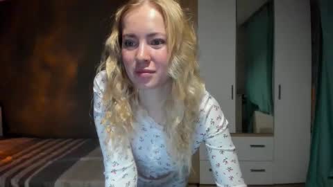 fansly - yourbestbaby online show from 01.08.26