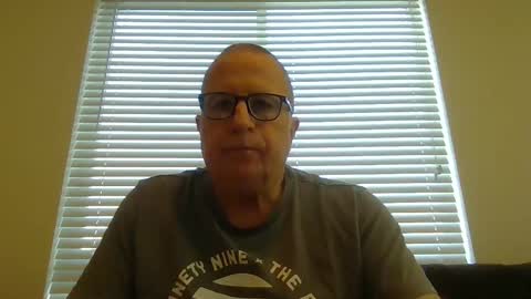 Snapshot of e_rectiom chatting on 02.04.25 Mr Wonderful online show from 02.04.25