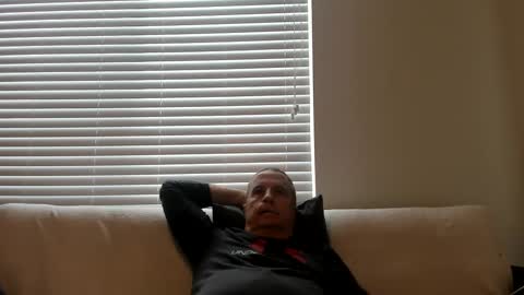 Snapshot of e_rectiom chatting on 03.02.25 Mr Wonderful online show from 03.02.25